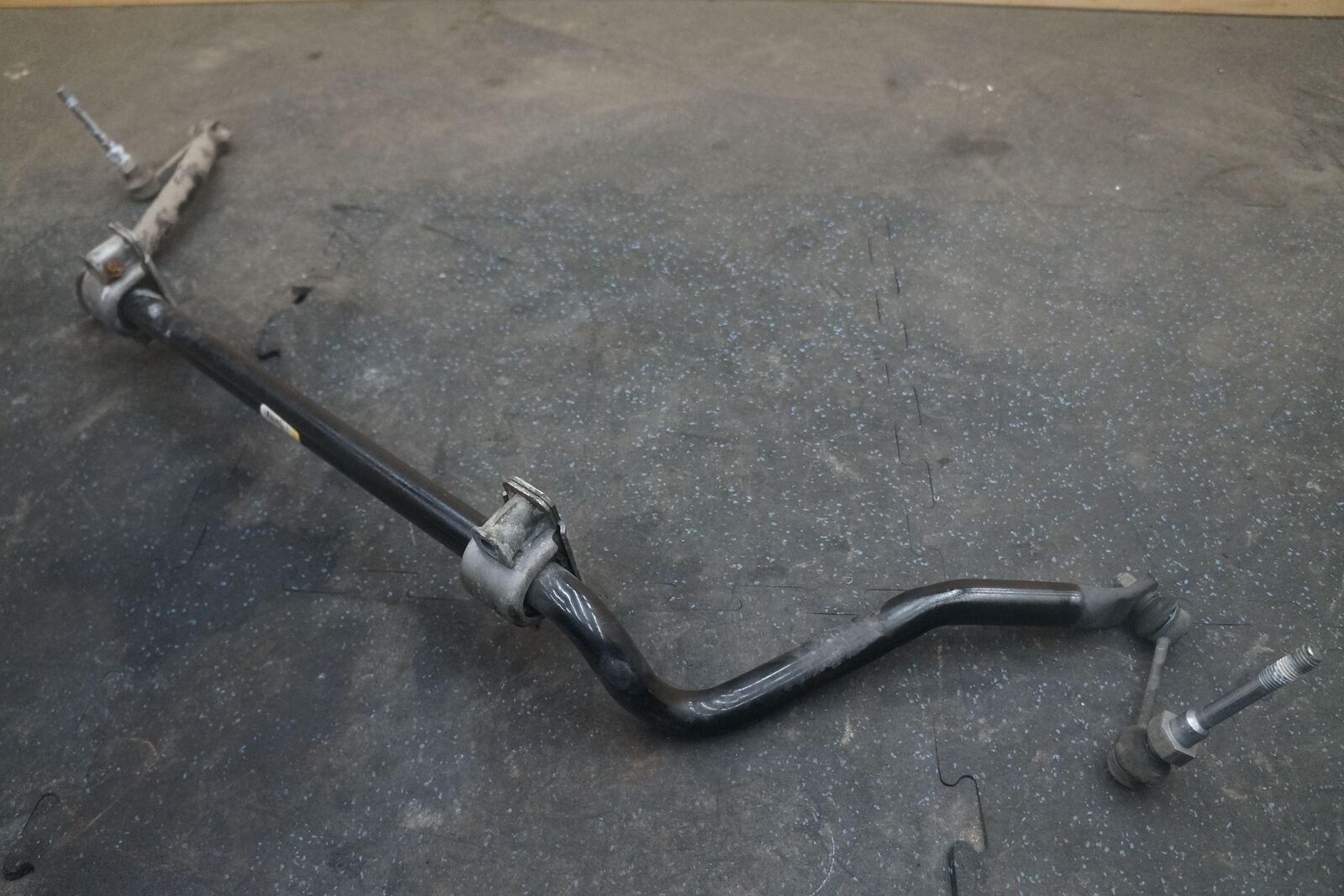 Front Suspension Anti Roll Stabilizer Sway Bar Maserati