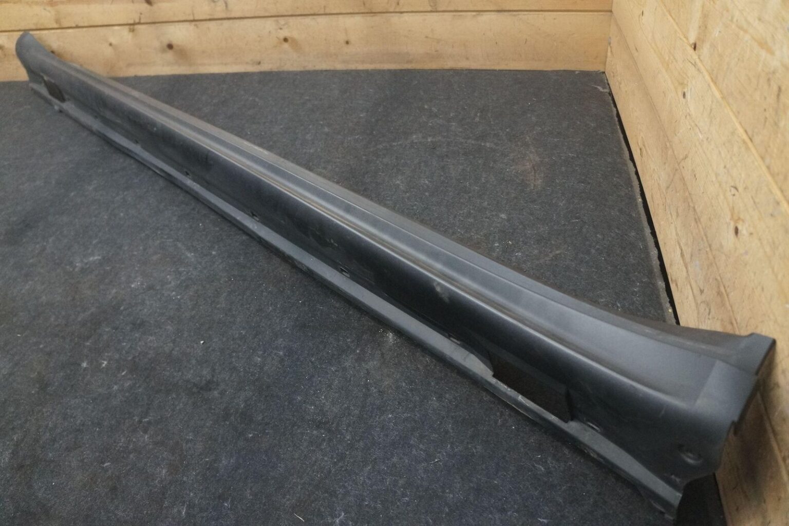 Left Rocker Panel Side Skirt Trim Molding 971854883 Porsche Panamera ...