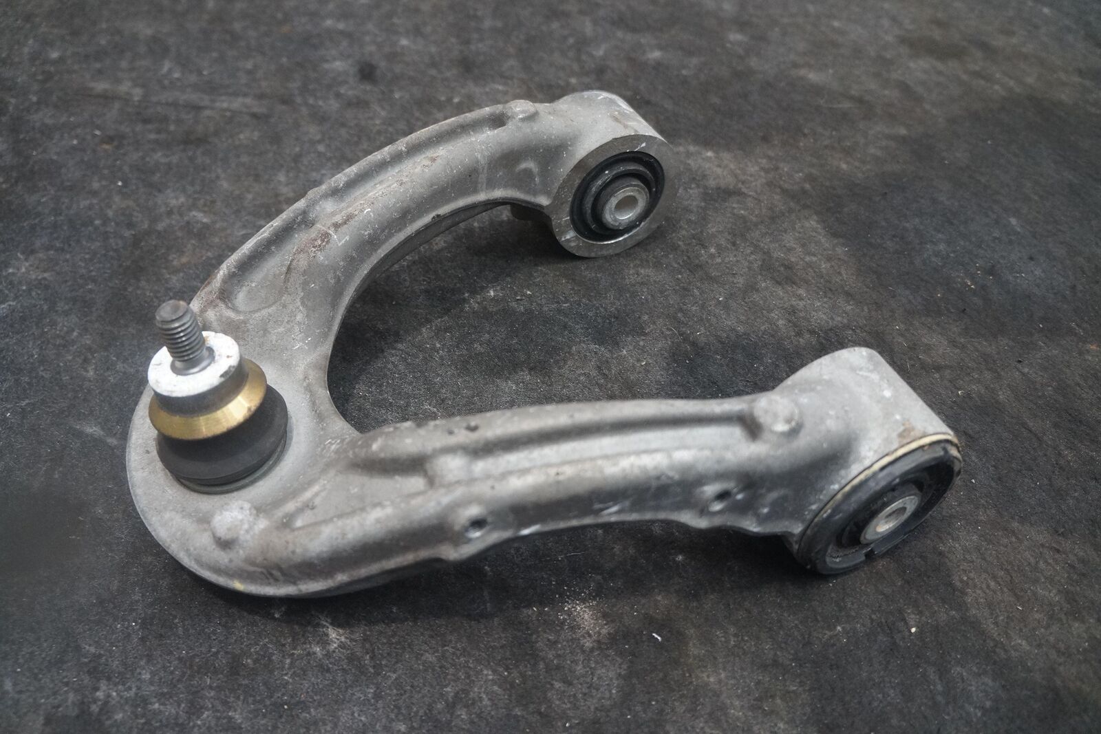 Front Suspension Left Upper Control Arm 6G33-3091-AB Aston Martin V8 ...