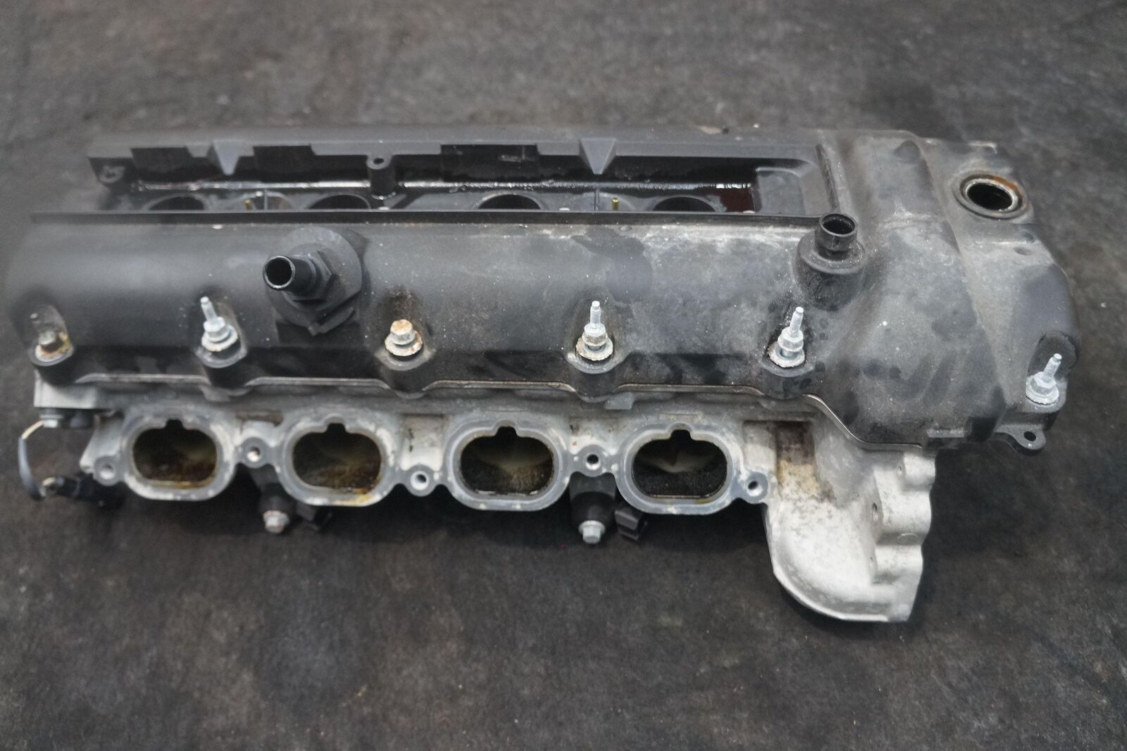 Left Engine Cylinder Head 4.3L 6G33-06-10522 OEM Aston Martin V8 ...