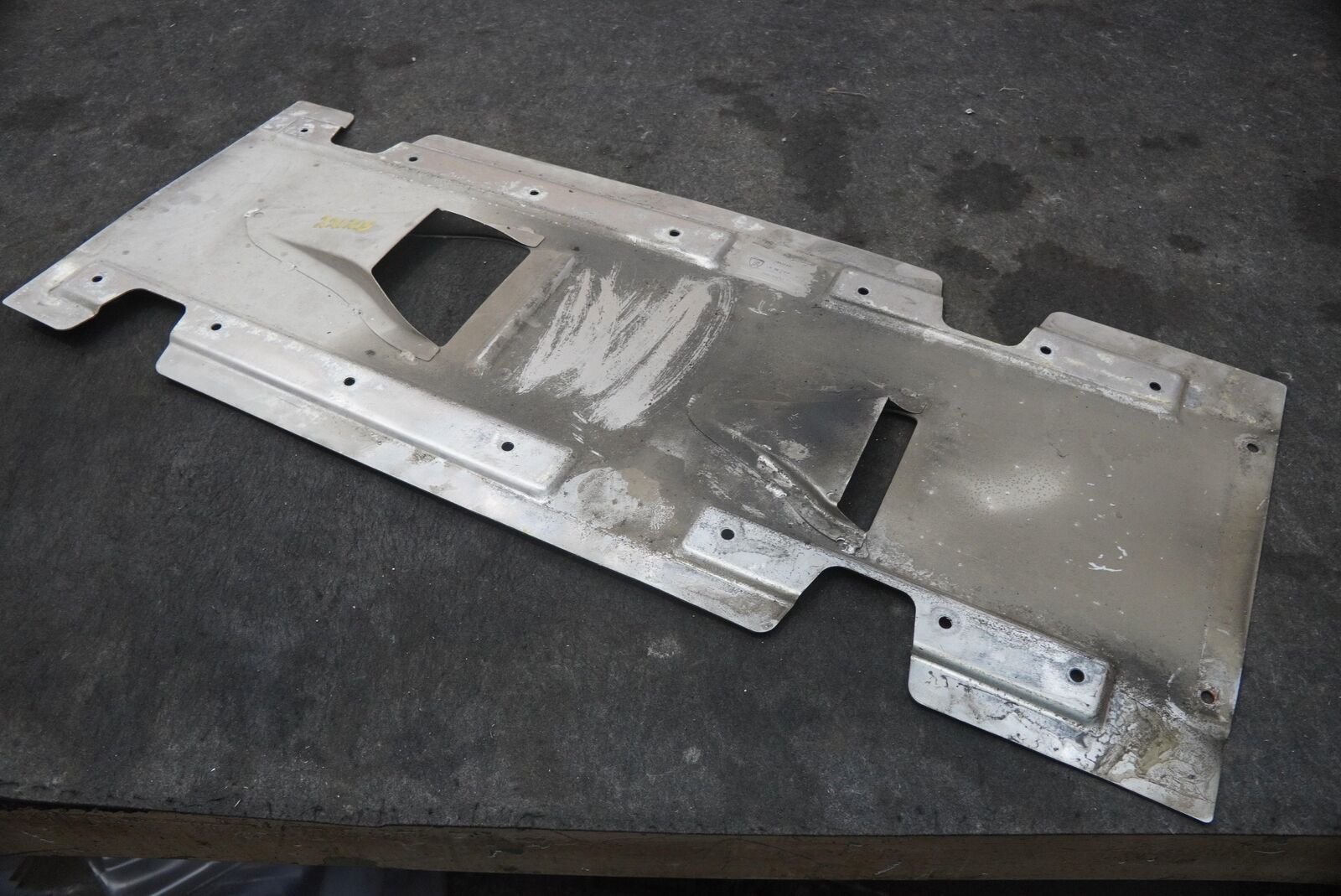 Underbody Tunnel Reinforcement Stiffening Plate 470803969 Lamborghini ...