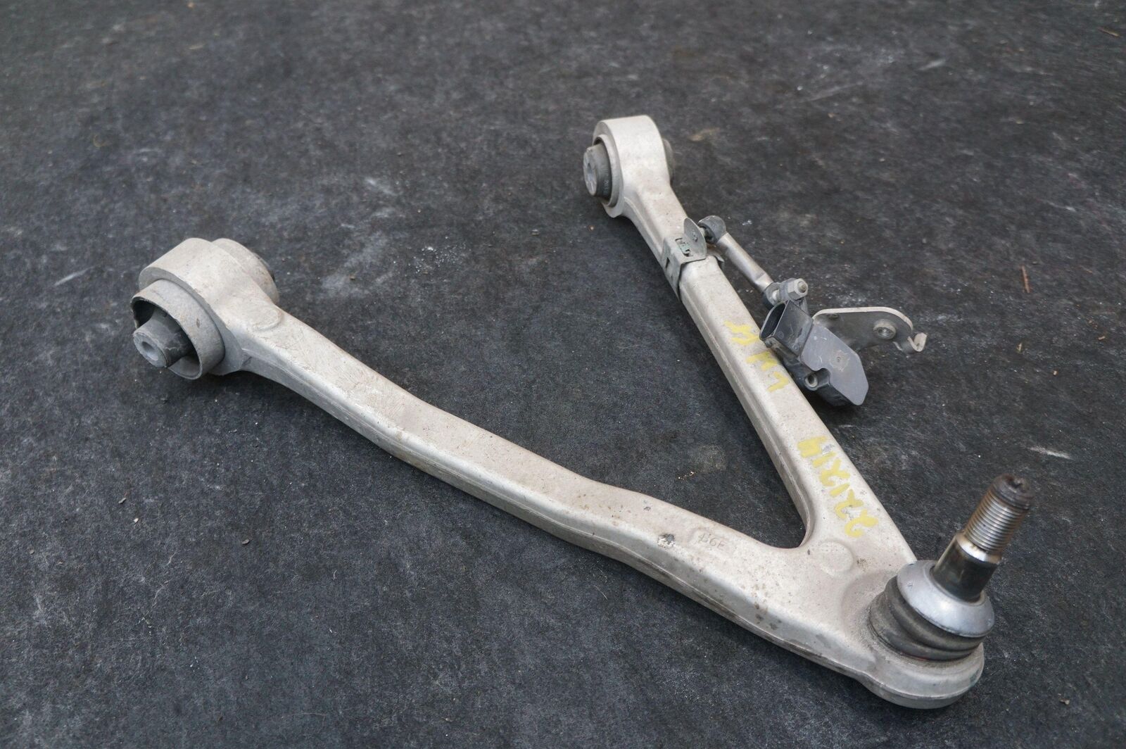 Front Left Lower Control Arm OEM 31106863739 BMW I3 2014-20 – Pacific ...