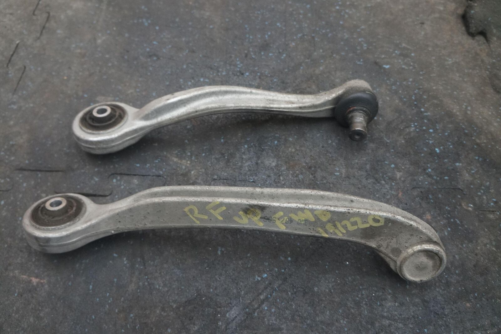 Set 2 Front Right Upper Control Arm Bentley Continental Flying Spur ...