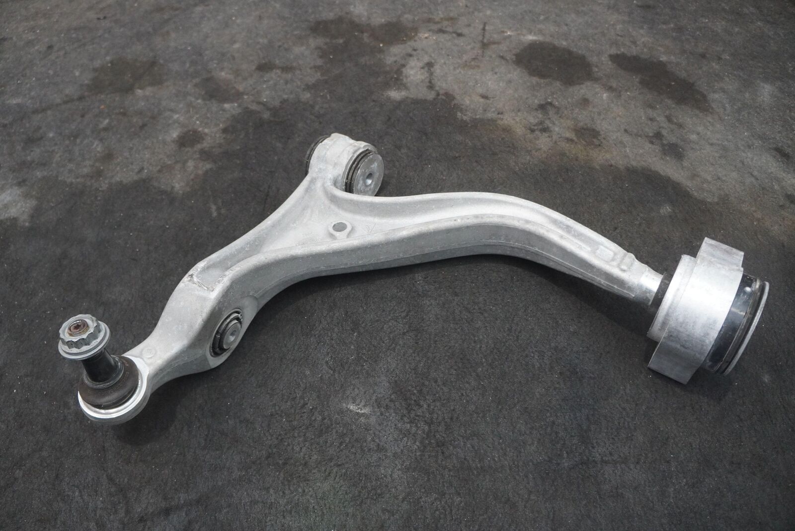 Front Suspension Left Lower Control Arm 9J1407151E OEM Porsche Taycan ...