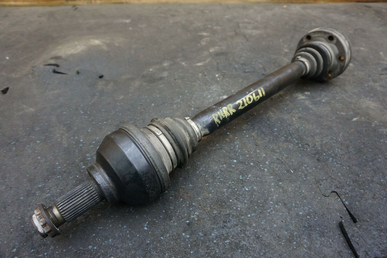 Rear Left or Right CV Axle Shaft 102mm 33212283955 33212283956 BMW