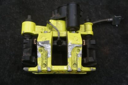 Rear Right Brake Caliper OEM PY83-2N327-NC Aston Martin Dbx 707 2020-2024 *Note* - Image 3