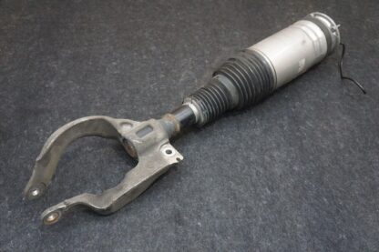 Front Left Air Shock Spring Strut OEM LR087093 Land Range Rover Sport L494 14-22