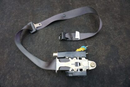 Front Left Driver Seat Belt Retractor OEM 15796349 Chevrolet SSR 2003-06