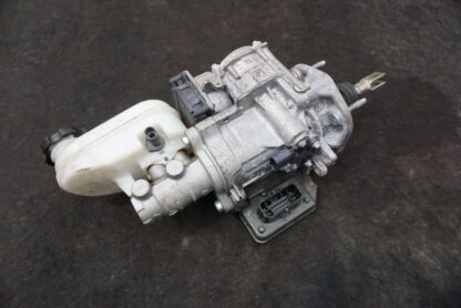 Power Brake Booster Master Cylinder OEM 1037123-00-B Tesla Model S 16-20 *Note - Image 6