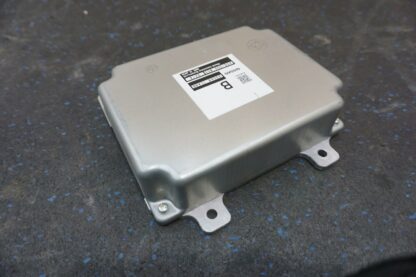 Transfer Case Gearbox Control Module 330841LA4B OEM QX56 QX80 12-19 Armada 17-20 - Image 2