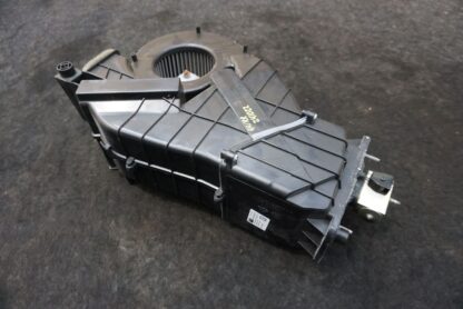 Rear HVAC Heater Matrix Box Assembly OEM 1023883-00-H Tesla Model X 75D 2016-20 - Image 4