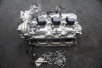 Right Engine Cylinder Head 2.9L Assembly 9A710306210 OEM Porsche Panamera 4S 971