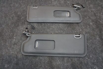 Set 2 Left & Right Sun Visor 3W0857551G Bently Continental Flying Spur 06 *Note - Image 3