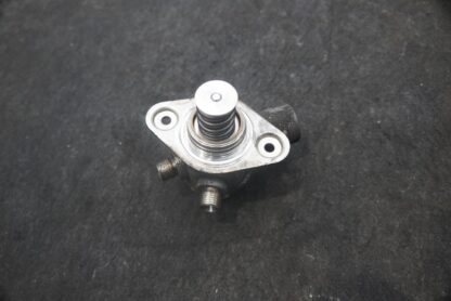 Engine High Pressure Fuel Injection Rail Pump 252704 OEM Ferrari 458 2015 *Note* - Image 5