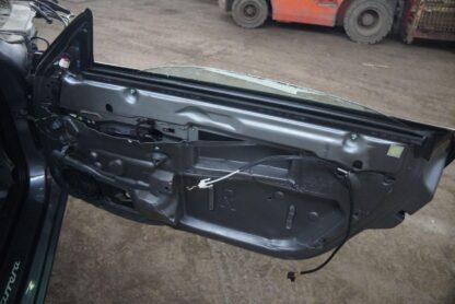 Front Right Passenger Door Assembly 99653101205 OEM Porsche 911 996 1999-2005 - Image 4