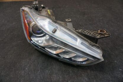 Front Right Side Xenon Headlight Headlamp 670106274 Maserati Ghibli M157 14-17+