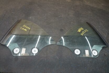 Set 2 Quarter Window Glass Convertible 51377165591 BMW 135i 128i E88 2008-13