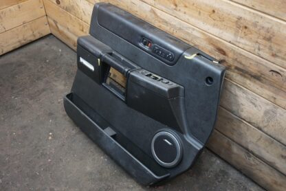 Front Left Interior Door Trim Panel Black OEM 15830795 Hummer H2 2005-07 * NOTE - Image 3