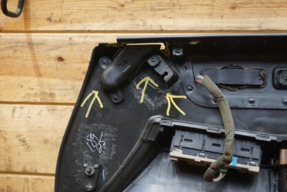 Front Left Interior Door Trim Panel Black OEM 15830795 Hummer H2 2005-07 * NOTE - Image 7