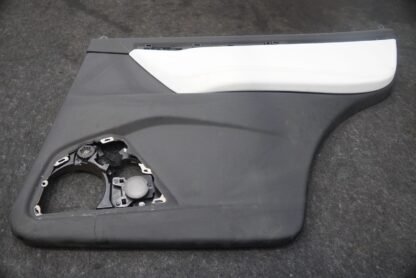 Rear Right Side Interior Door Trim Panel 1058004-18-F OEM Tesla Model X 2016-20 - Image 3