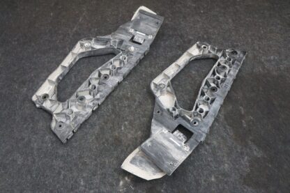 Set Of 2 Rear Left & Right Bumper Guide Bracket 4N0807453 Audi A8l Quattro 19-24 - Image 4