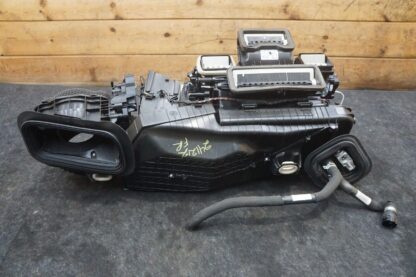 HVAC Air Conditioner Heater Assembly OEM Aston Martin Dbx 707 2023 *Note*