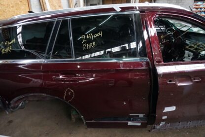 Rear Right Door Assembly Burgundy Velvet LC5Z7824630 Lincoln Aviator 20-23 *Note