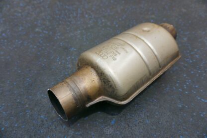 Right Center Middle Exhaust Muffler 4G0254350K OEM Audi S6 S7 S8 2013-18 RS7 - Image 2