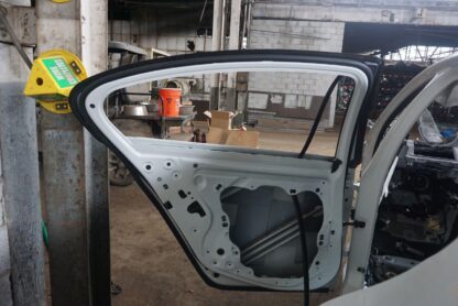 Rear Left Door Shell White Oem 41007408963 Bmw 5-series M550 G30 18-20 *Note - Image 5