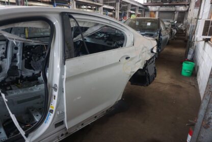 Rear Left Door Shell White Oem 41007408963 Bmw 5-series M550 G30 18-20 *Note - Image 6