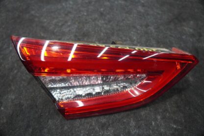 Rear Left Inner Trunk Lid Tail Light Lamp 670009229 Maserati Quattroporte M156