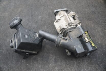 Power Steering Pump Oil Tank Reservoir 99631405002 OEM Porsche 911 996 1999-2008 - Image 2