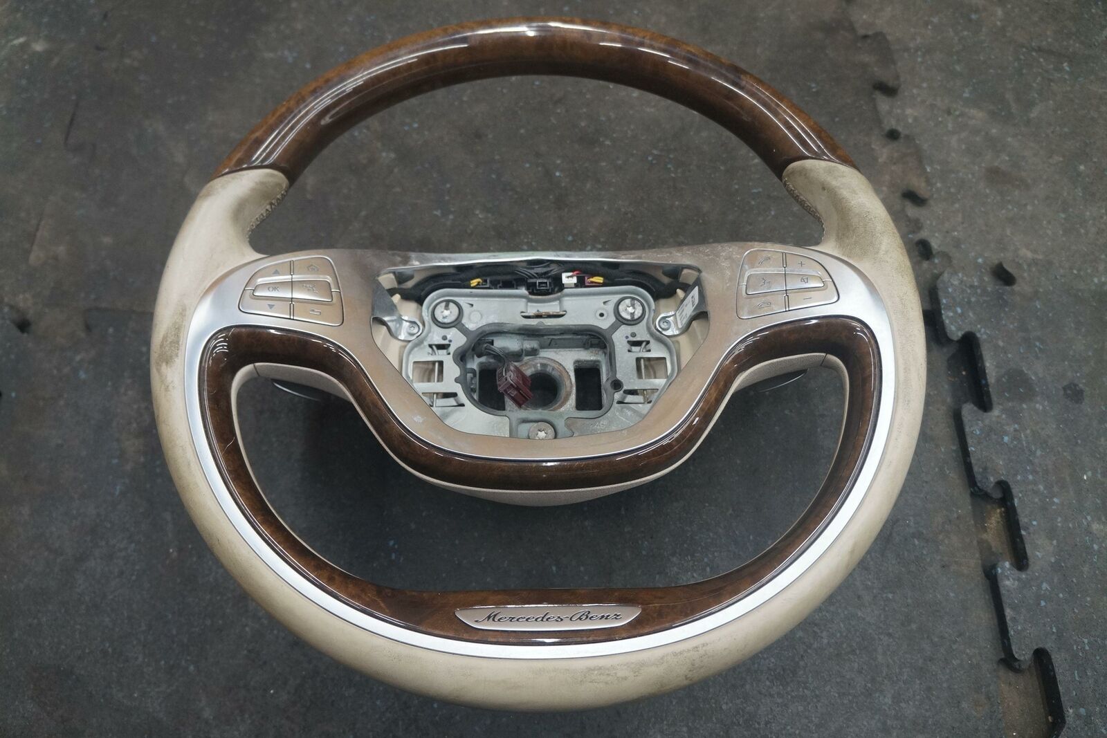 driver steering wheel