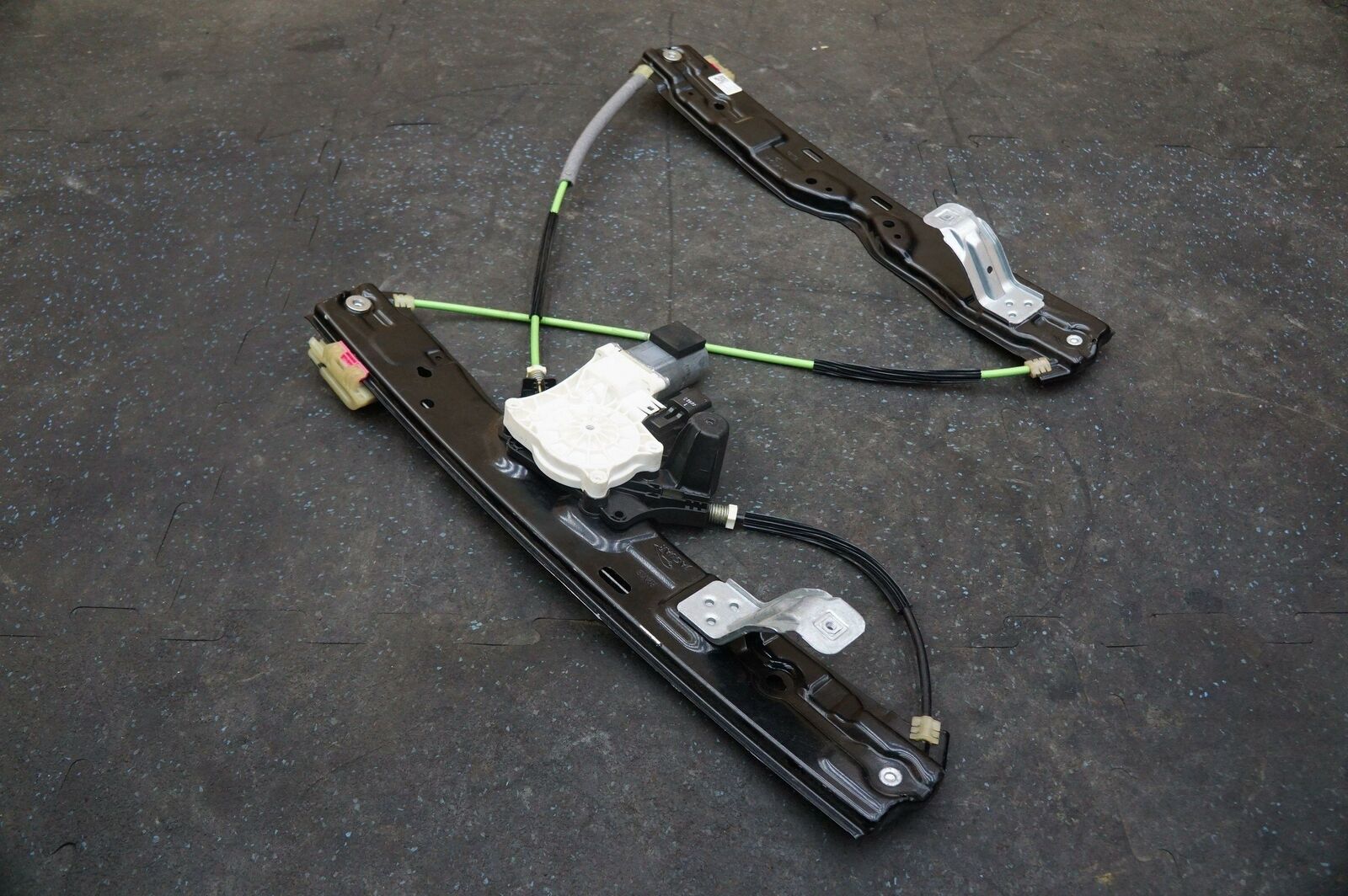 2010 jaguar xf window regulator