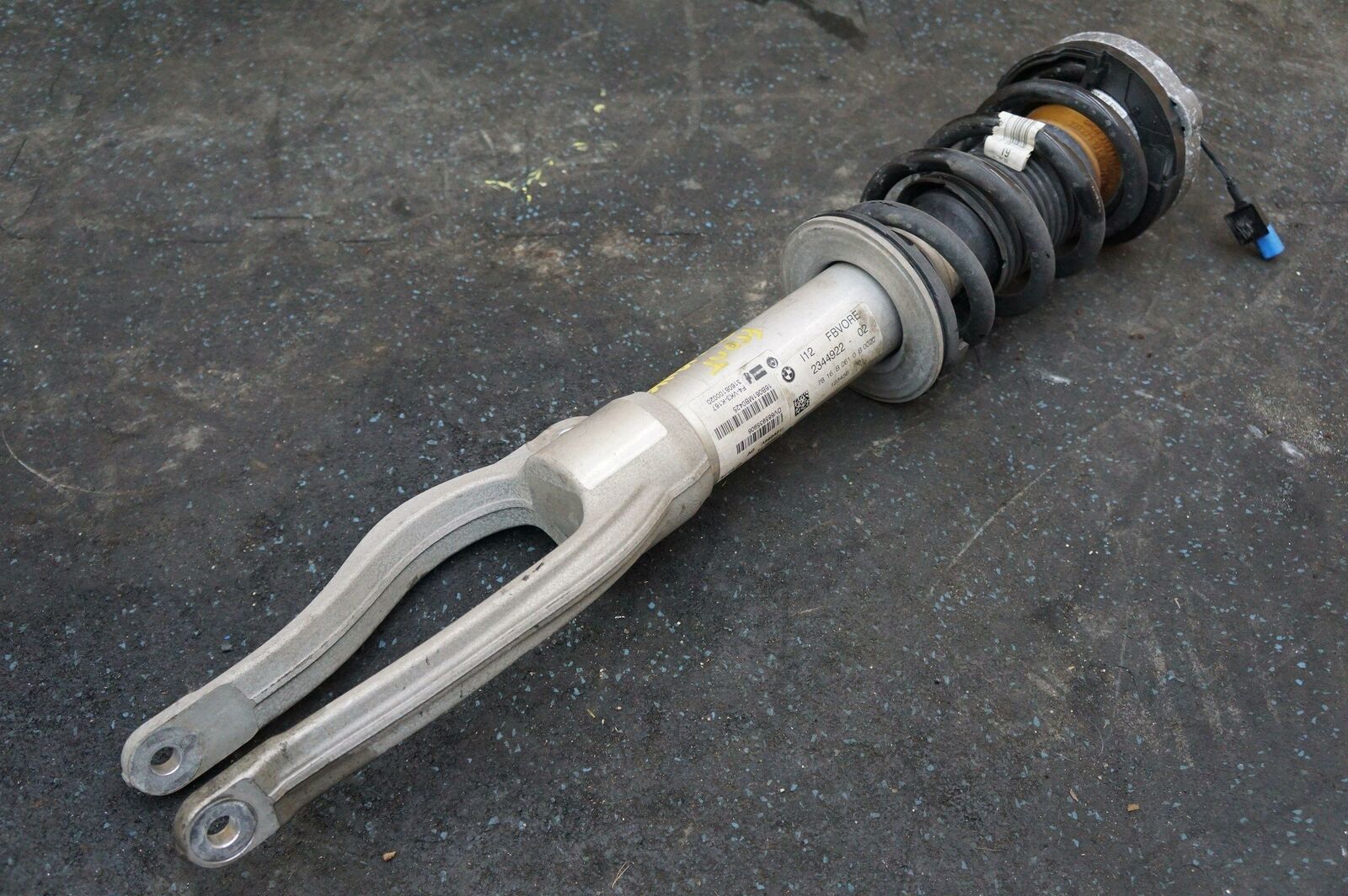 Front Right Shock Spring Strut Assembly Oem Bmw I8 14 17 Pacific Motors