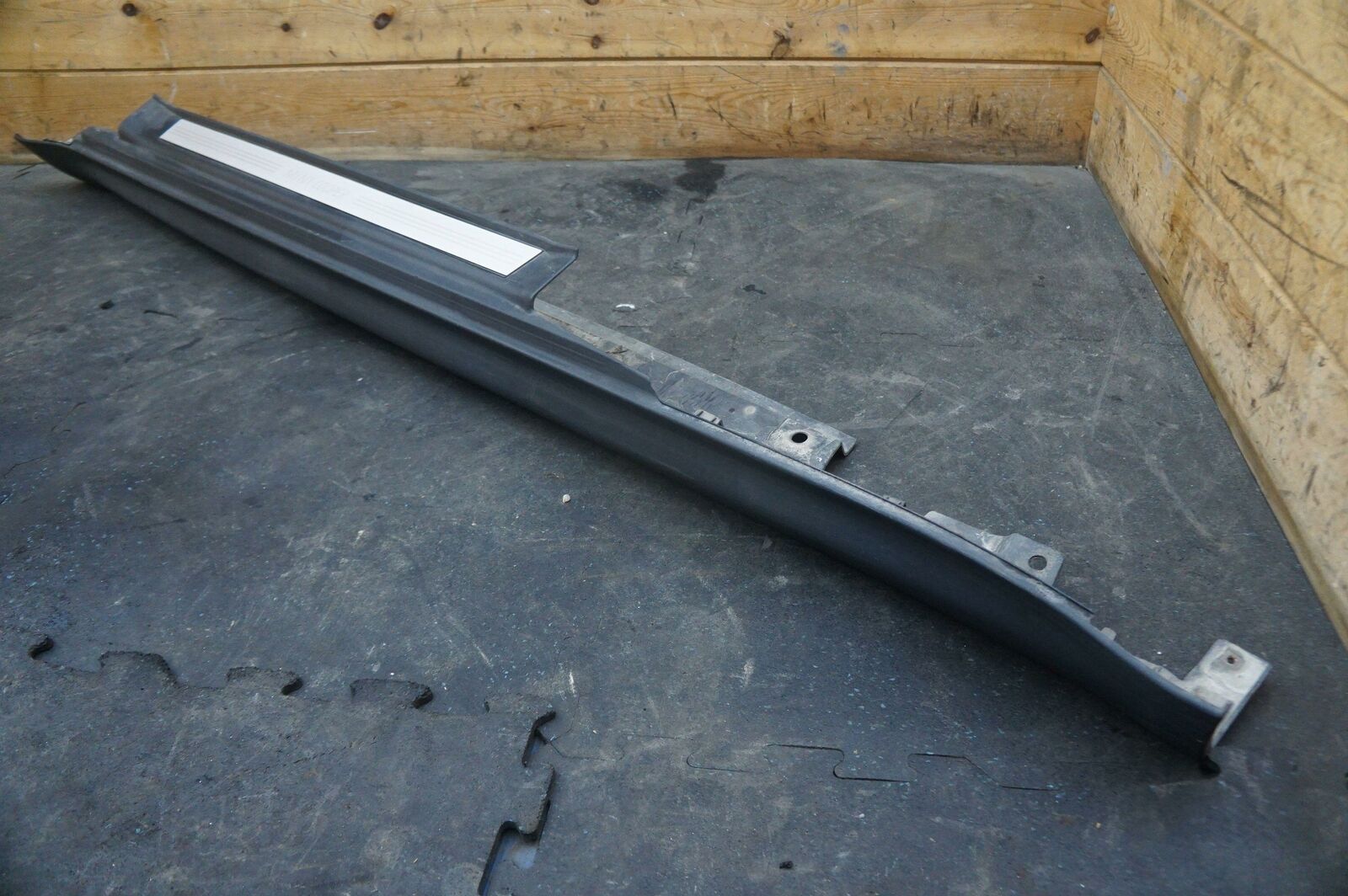 Left Driver Side Skirt Rocker Molding Trim 51777167591 Oem Mini Clubman 