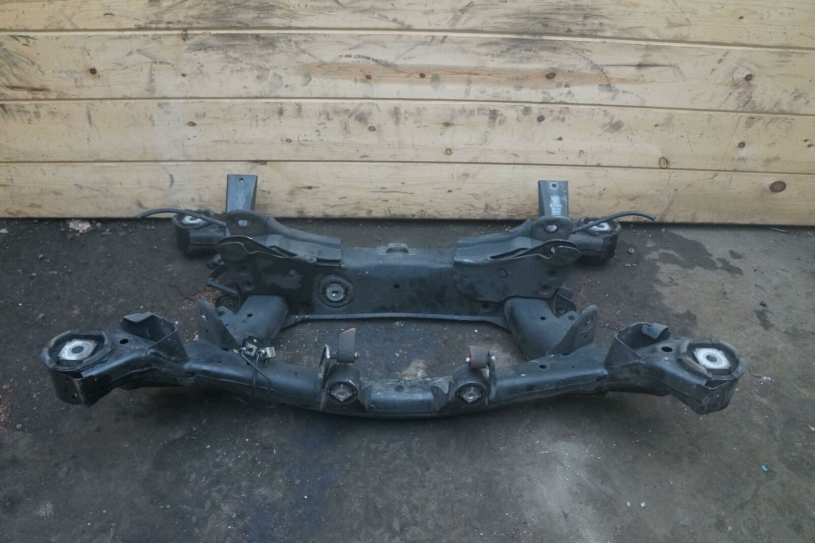 Rear Suspension Subframe Cradle Crossmember 33316863815 OEM BMW X5 X6 ...