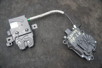 Rear Left Trunk Lid Lift Tail Gate Lock Latch Actuator LR072586 Range Rover L405 - Image 2