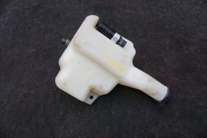 Windshield Washer Bottle Tank Reservoir OEM 15164425 Chevrolet SSR 2003-06 - Image 4