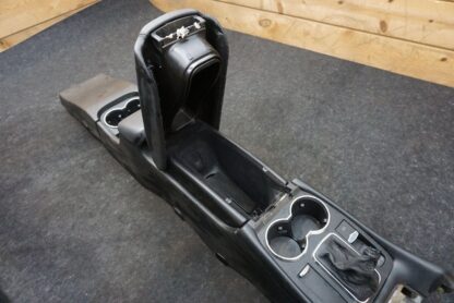 Center Console Tunnel Armrest Assembly 981600500 Maserati Granturismo 2008-17+ - Image 10