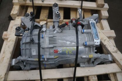 Front Generator E-Motor Drive Unit OEM 9J1901131E Porsche Taycan 2020-22 - Image 5