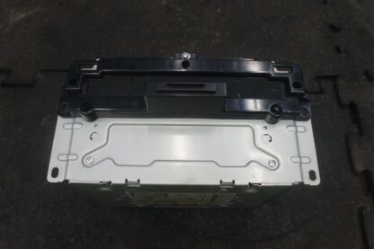 AM FM Radio Receiver CD Player Head Unit 670008491 OEM Maserati Ghibli 2014 - Image 3