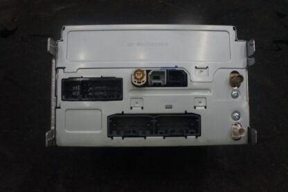 AM FM Radio Receiver CD Player Head Unit 670008491 OEM Maserati Ghibli 2014 - Image 4
