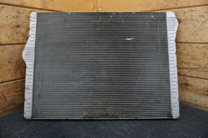 Rear Main Radiator 17117601831 OEM Rolls Royce Ghost Series I RR4 2010 - Image 3