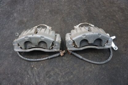 Set 2 Front Left & Right PBR Brake Calipers OEM 88966985 Chevrolet SSR 2004-05