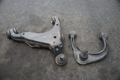 Set 2 Front Suspension Left Control Arm 4806960040 OEM Toyota 4Runner 2010-24 - Image 2