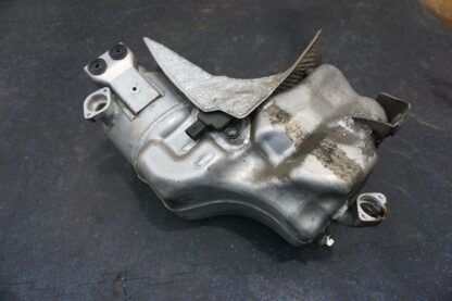 Dry Sump Oil Tank Reservoir Cap 420115373 OEM 4.2L V8 Audi R8 Type 42 2008-11 - Image 3