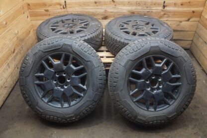 Set Of 4 Front & Rear 20x9.0' Inch Wheel Tire 1250222-00-C Tesla Cybertruck 2024