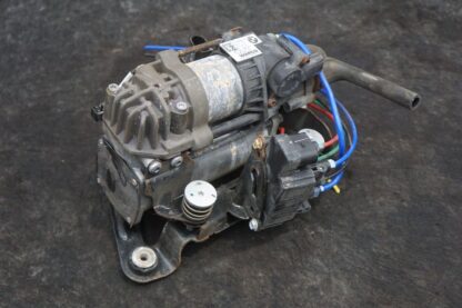 Air Suspension Compressor OEM 37206884682 Bmw 7 Series 740i 750i G12 2016-2019 - Image 4