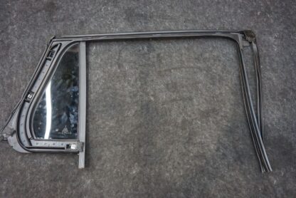 Rear Left Vent Glass Run Channel LC5BS25825AH Lincoln Aviator U611 2020-23 - Image 5